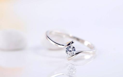 日常生活中如何保养银饰